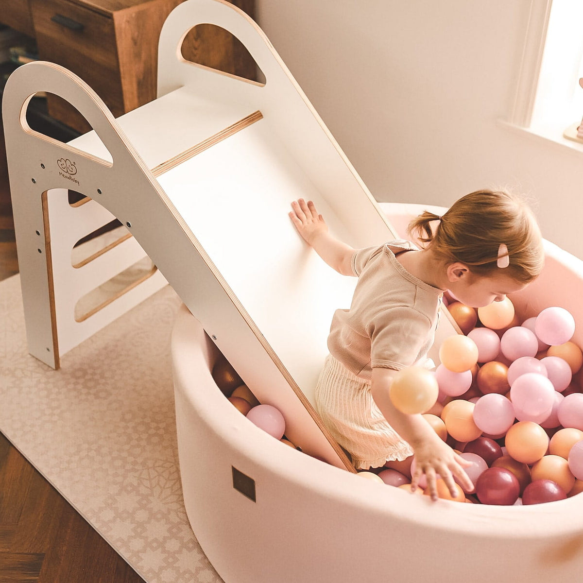 MeowBaby Wooden Indoor Slide, Scandi – White